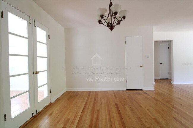 Building Photo - 1639 Oakmont Ln