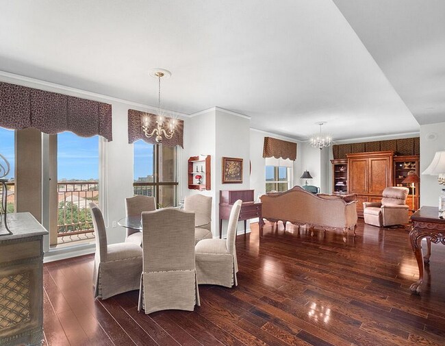 Primary Photo - 1 Towers Park Ln