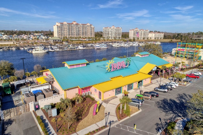 Building Photo - 2151 Bridge View Ct