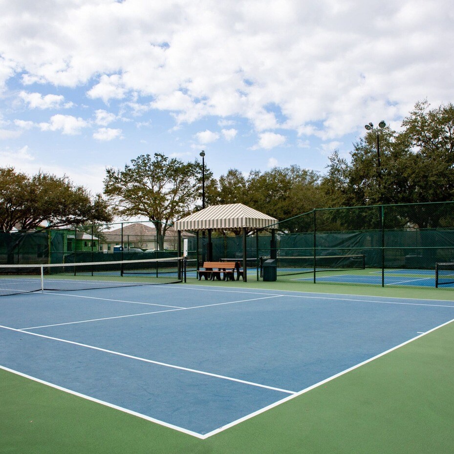 Building Photo - 531 Hedgewood Dr