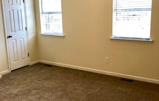 Building Photo - 2630 Teakwood Ln