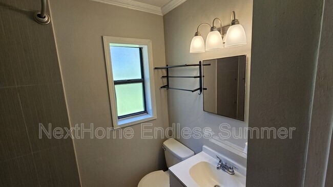 Building Photo - 2917 Parr Ct W