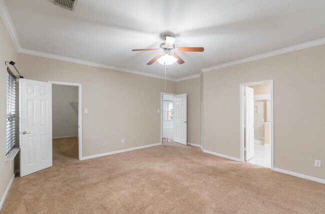 Building Photo - 3223 Legends Creek Dr