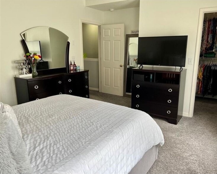 Building Photo - 10946 Black Swan Ct