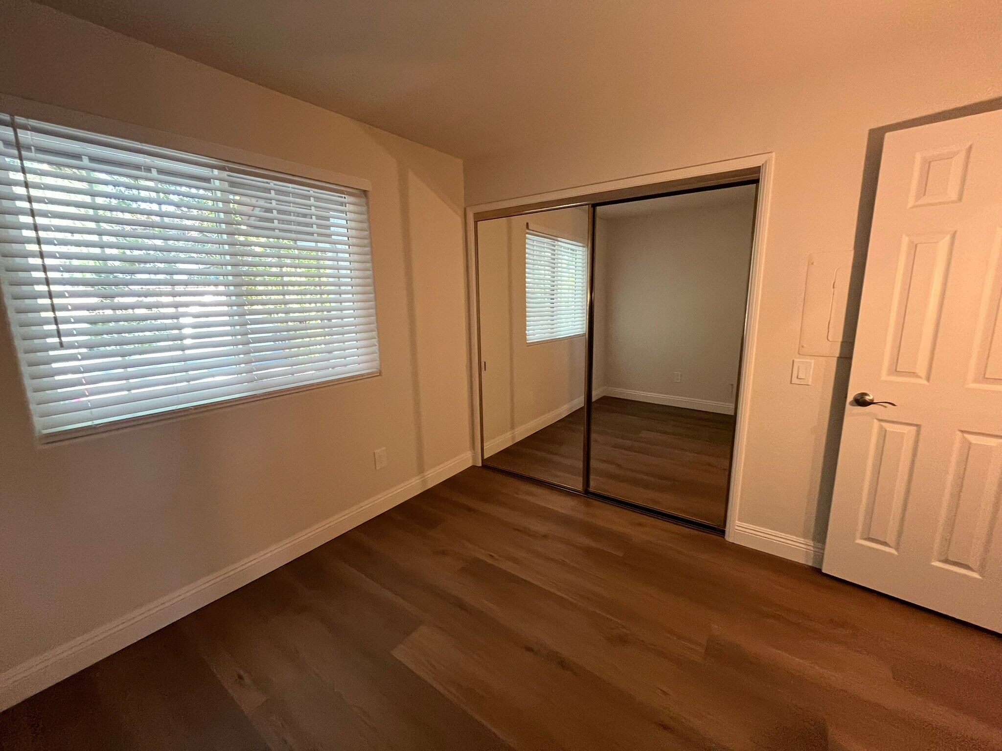 Building Photo - 16274 Avenida Venusto