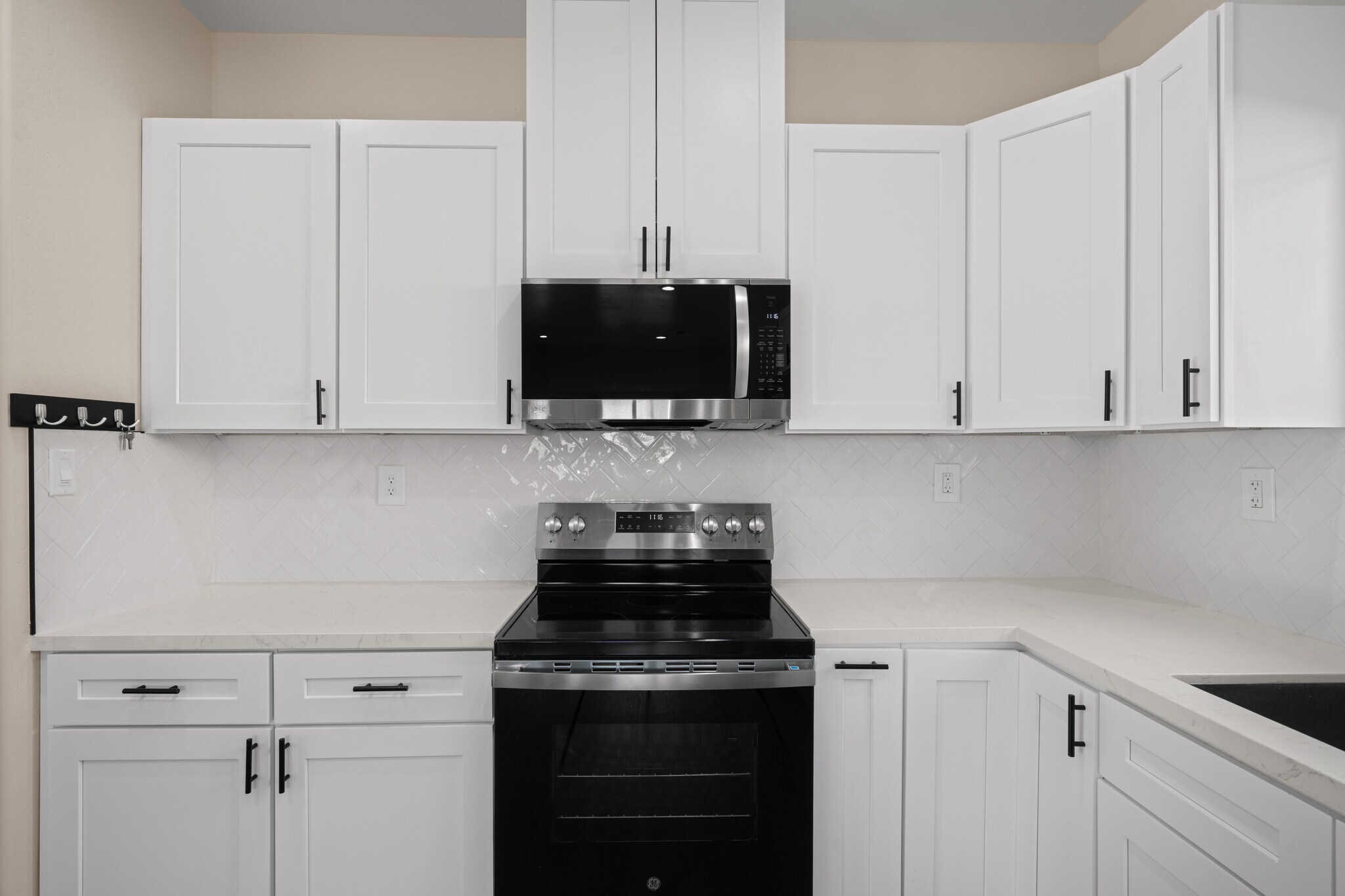 Building Photo - 3409 Lotus Ln