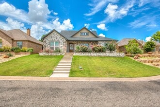 Building Photo - Beautiful 4 bedroom, 3 bath home in Bentwood COMING SOON!!