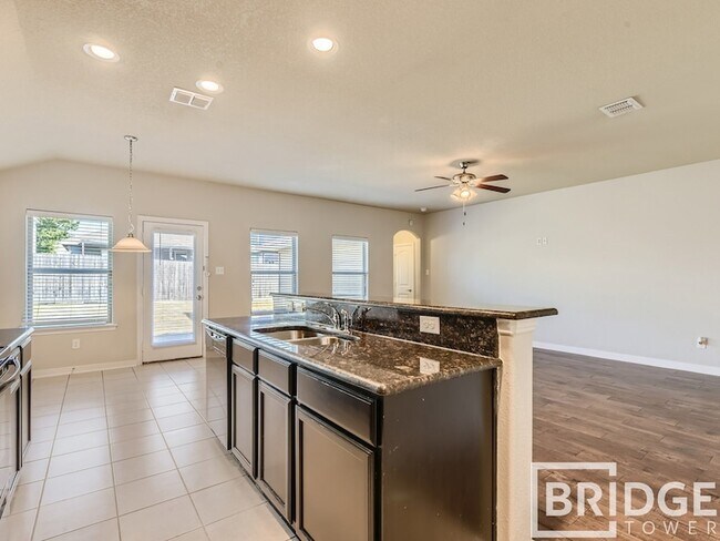 Building Photo - 9212 Abaco Way
