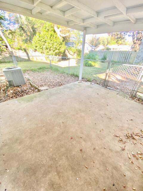 Building Photo - 36 10th St