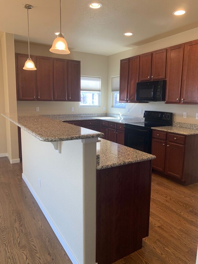 Building Photo - GORGEOUS TWO STORY WITH UNFINISHED BASEMENT