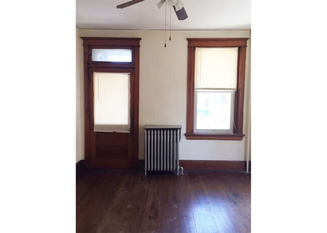 Building Photo - 3227 Jefferson Ave