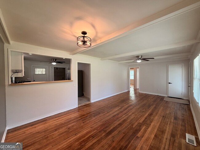 Building Photo - 1734 Cahoon St SW