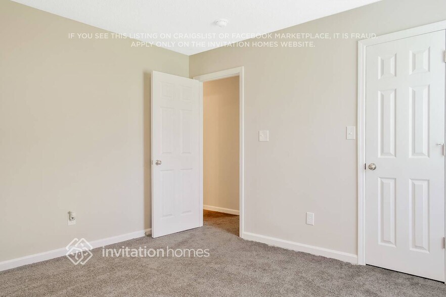 Building Photo - 413 Jordan Ln