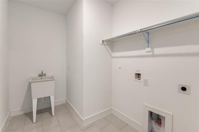 Building Photo - 8813 Creekhollow Ct