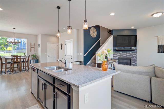Building Photo - 5636 Canyon View Dr