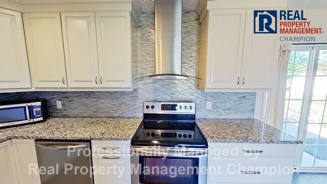 Building Photo - Quiet Ogden Home on Cul-de-Sac