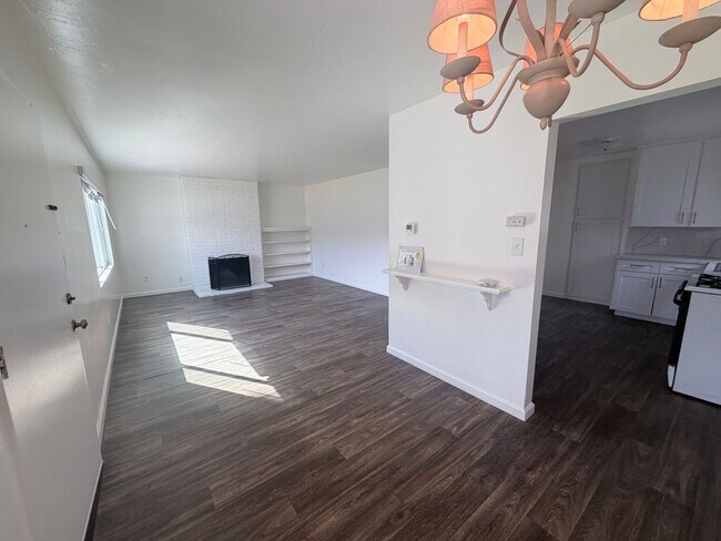 Building Photo - 4460-4462 Figueroa Blvd** - 3160L