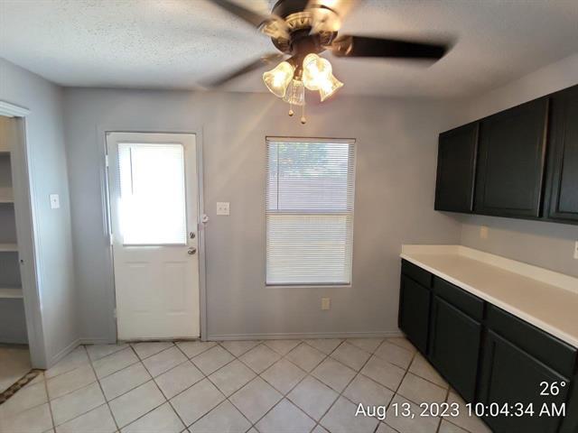 Building Photo - 1330 Blazing Star Trail