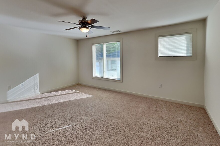 Building Photo - 1379 Stirling Cir NW