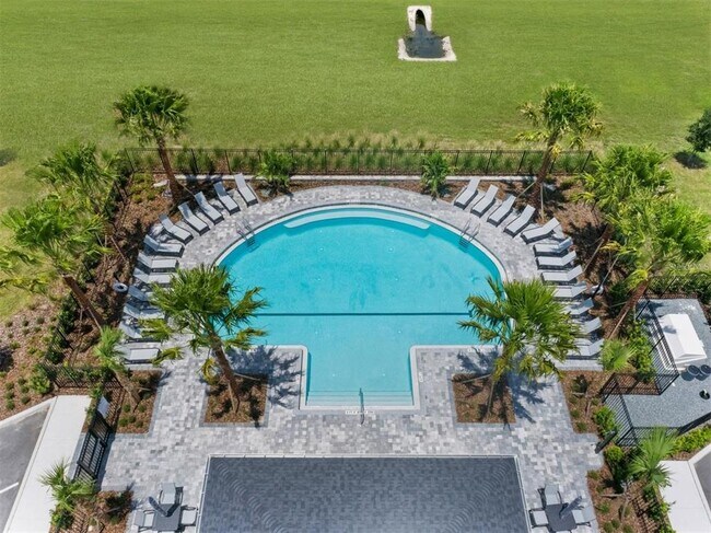 Building Photo - 2792 Camellia Flower St