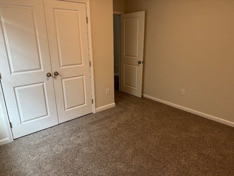 Building Photo - 8149 Huspa Ave