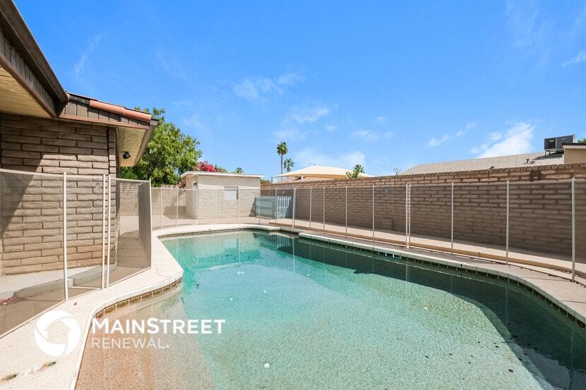 Building Photo - 4613 N 80th Dr