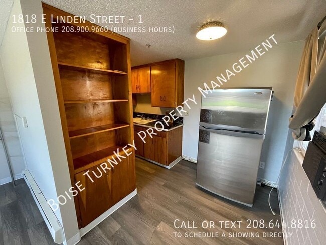 Building Photo - 1818 E Linden St