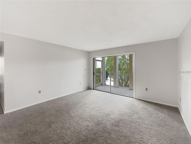 Building Photo - 524 Orange Dr