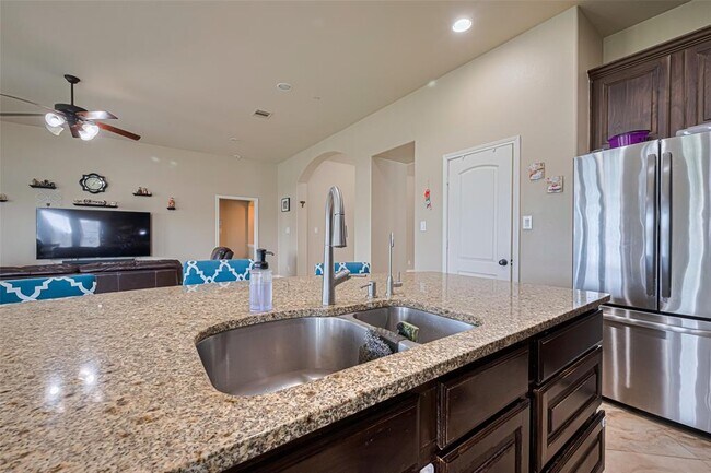 Building Photo - 20267 Ivory Valley Ln