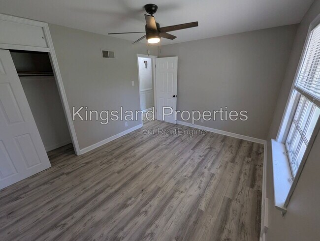 Building Photo - 1215 Danville Dr