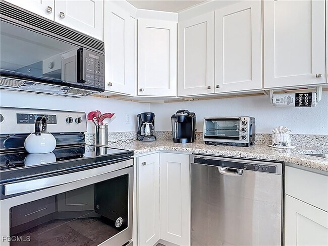 Building Photo - 8701 Estero Blvd