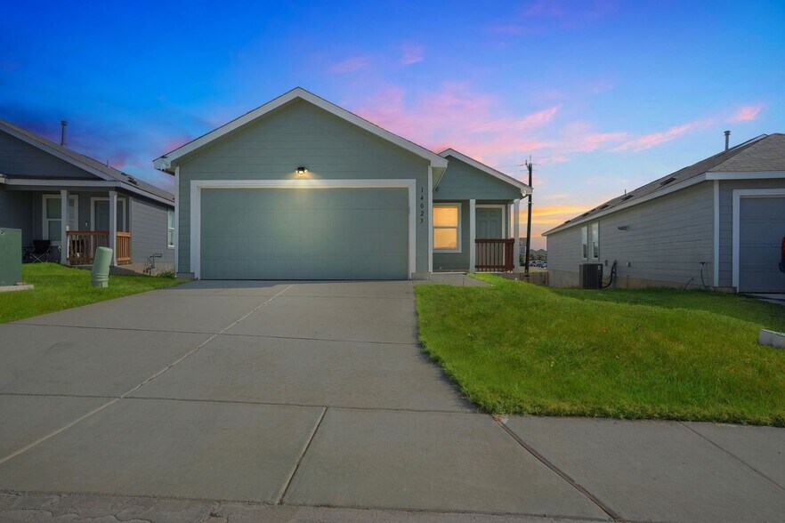 Primary Photo - 14023 Wool Pk