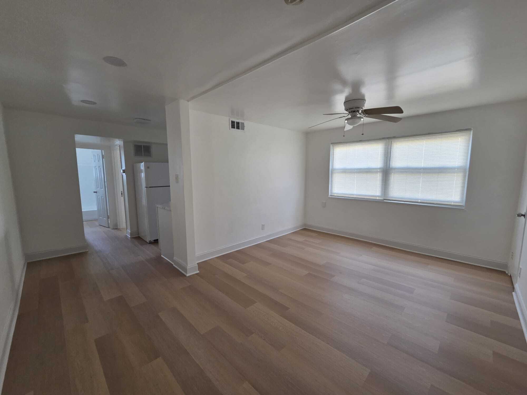 Living room - 1243 16th St NE