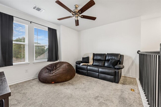 Building Photo - 301 Quarry Rock Cove