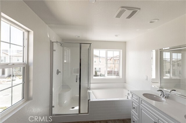 Building Photo - 16066 Tanzinite Ln