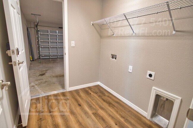 Building Photo - 5204 S San Mateo Dr