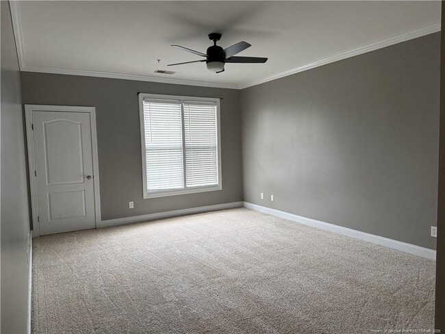 Building Photo - 208 Fountainhead Ln