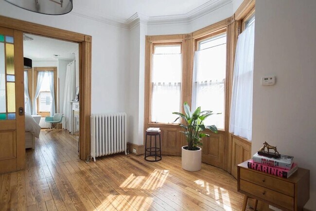 Building Photo - 1901 Palisade Ave