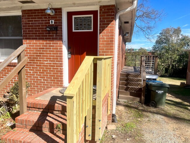 Building Photo - 1802 N Alston Ave