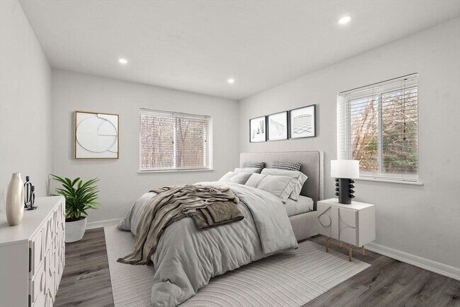 Building Photo - 12 Bayberry Dr