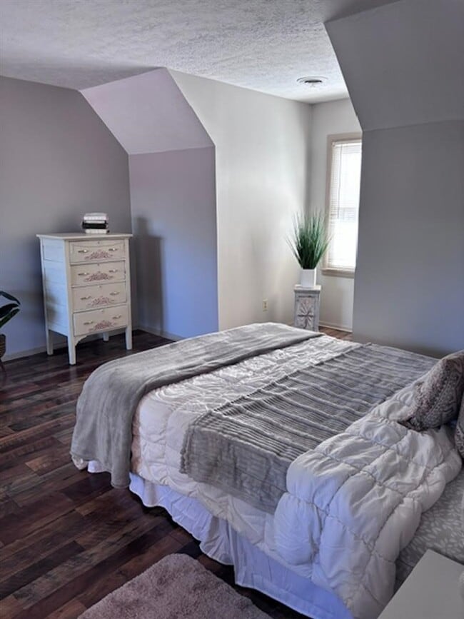 Building Photo - 1444 Ben T Johns Rd