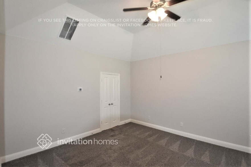 Building Photo - 14913 Blakely Wy
