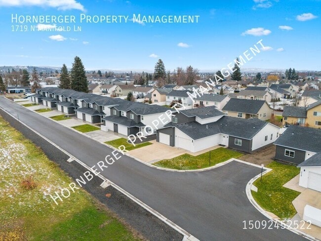 Primary Photo - 1719 N Manifold Ln