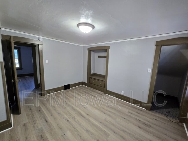 Building Photo - 506 Fowler St