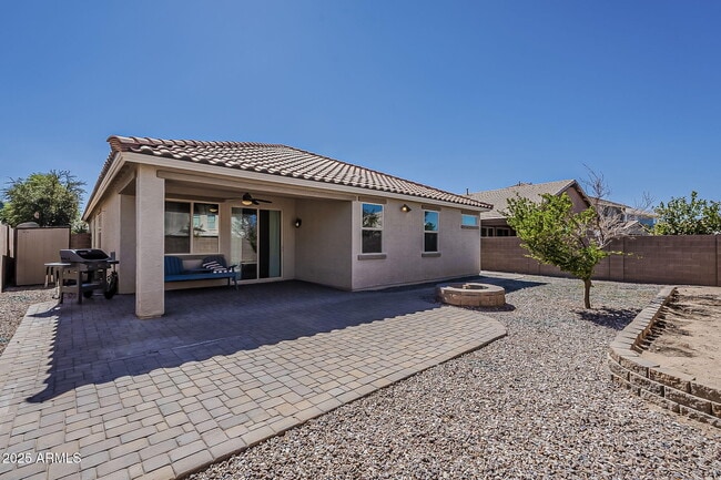 Building Photo - 2008 E Stacey Rd