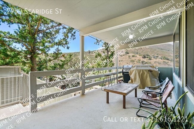 Building Photo - 2909 Searidge St