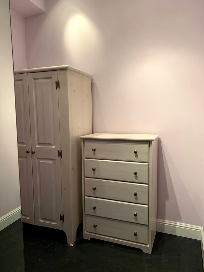 Building Photo - 631 O'Farrell St