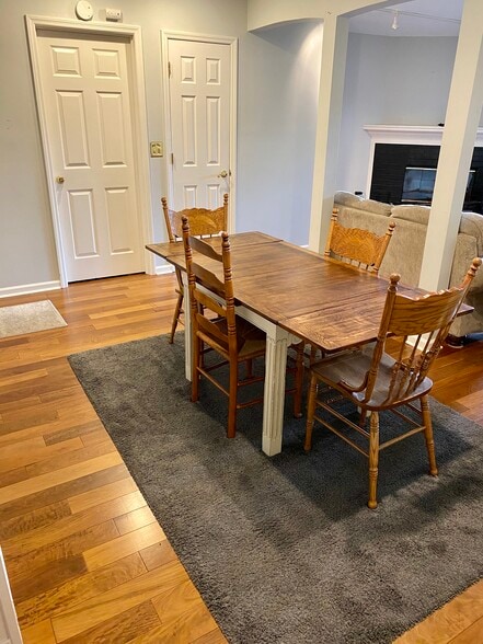 Dining room (furniture not included) - 816 Oak St
