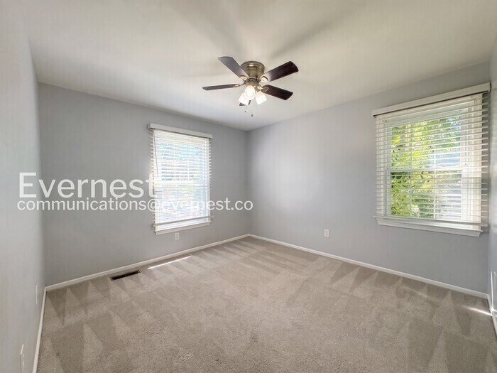 Building Photo - 5302 Greenough Pl
