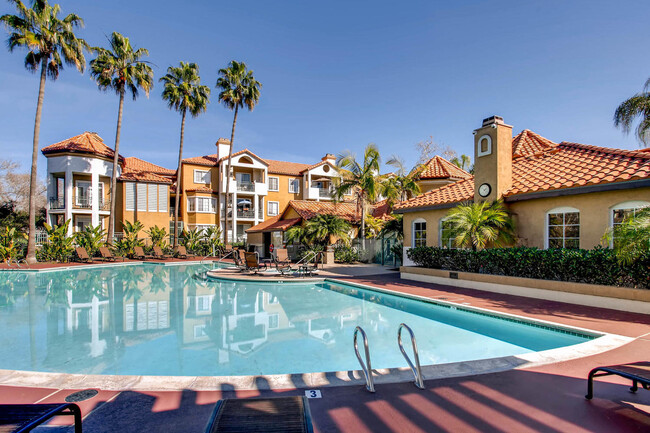 Building Photo - Great Central San Diego Location in Missio...